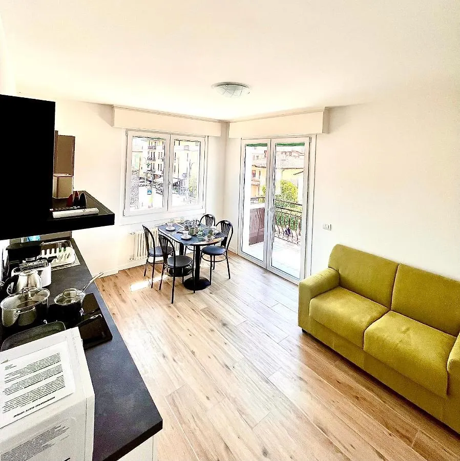 Berengario Suites Torri Del Benaco 0*,