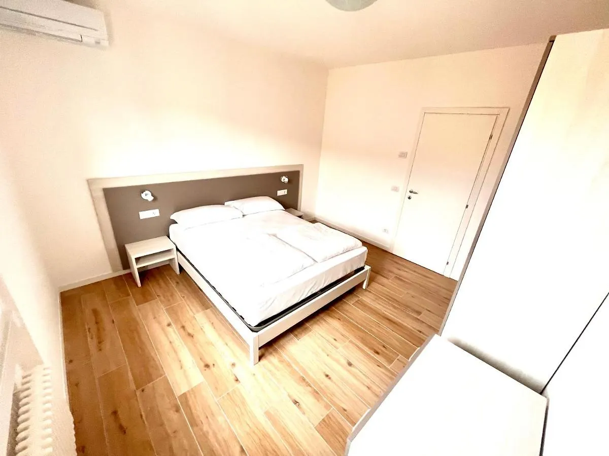 Berengario Suites Torri Del Benaco Italy