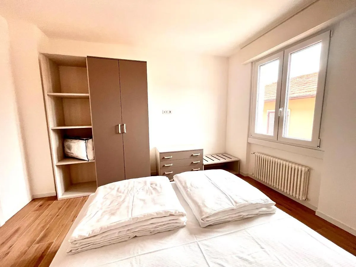 Berengario Suites Torri Del Benaco 0*,